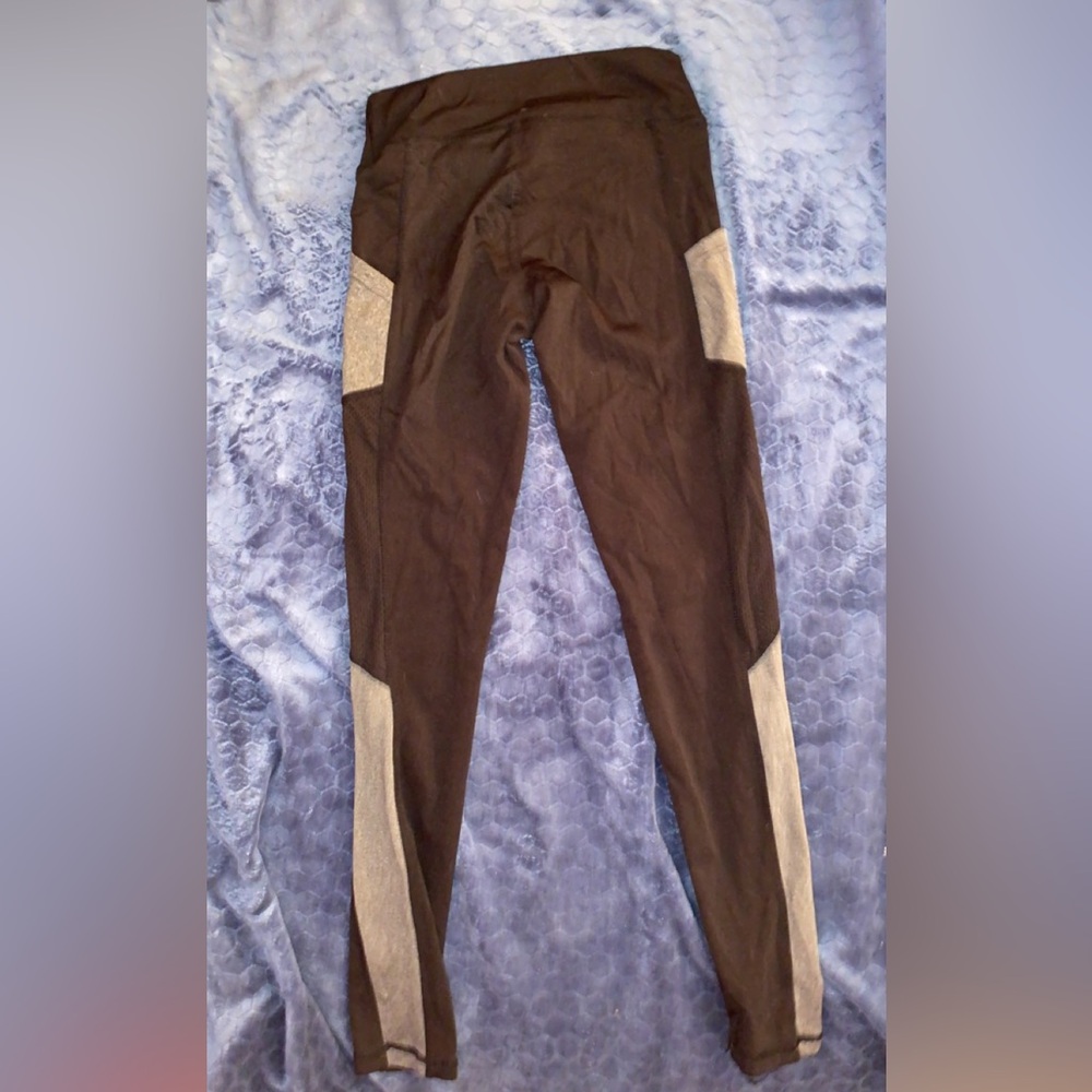 Black and grey leggings